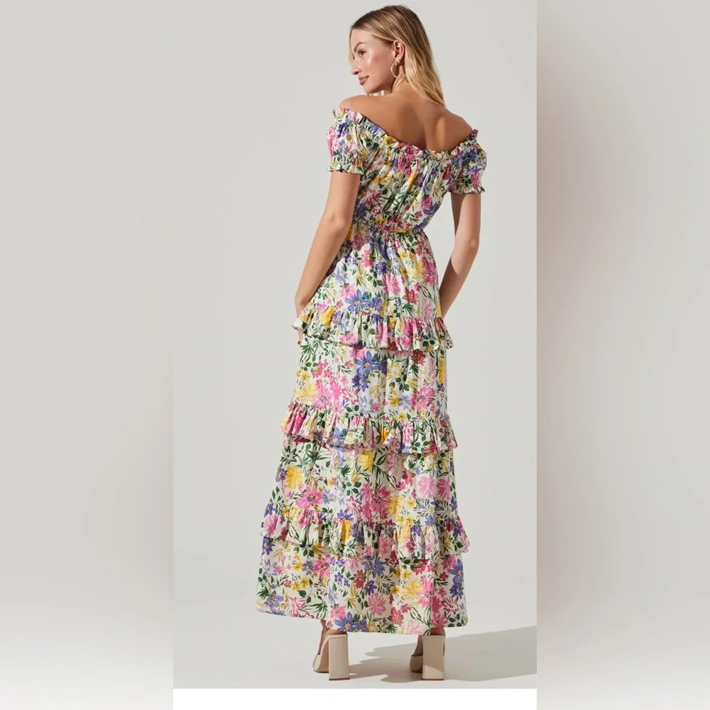 ASTR  VIONA FLORAL OFF SHOULDER TIERED MAXI DRESS - Picture 3 of 10